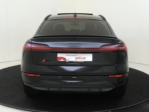 Audi Q8 Sportback e-tron - Afbeelding 4 van 30