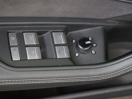 Audi Q8 Sportback e-tron - Afbeelding 18 van 30