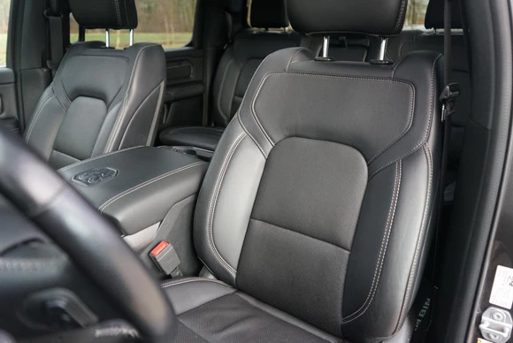 Dodge Ram 1500 - Afbeelding 17 van 30