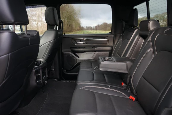 Dodge Ram 1500 - Afbeelding 24 van 30