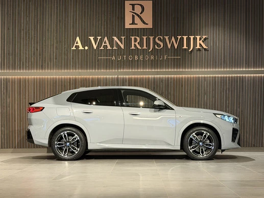 BMW iX2 - Afbeelding 20 van 30