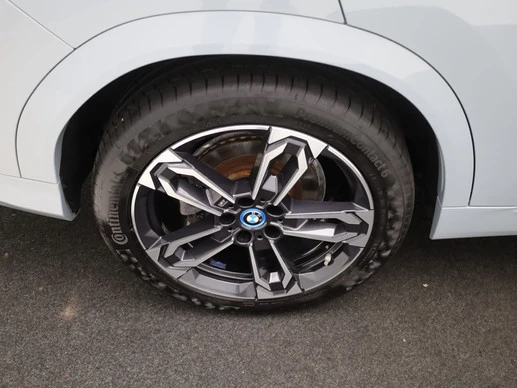 BMW iX2 - Afbeelding 29 van 30