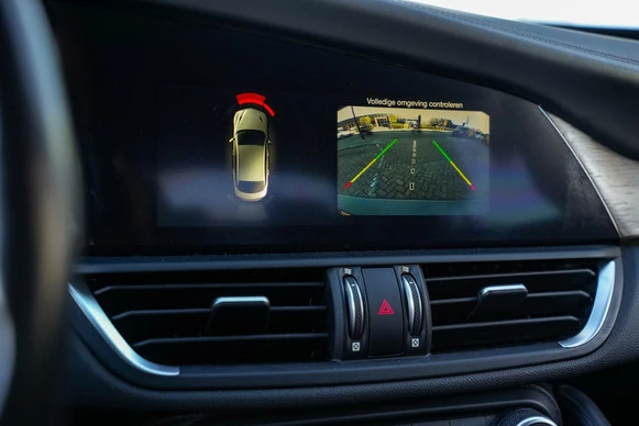 Alfa Romeo Giulia - Afbeelding 19 van 30