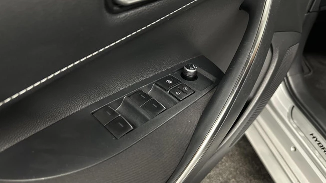 Toyota Corolla Touring Sports - Afbeelding 26 van 30