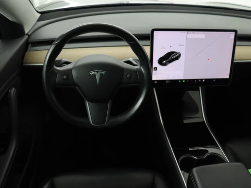 Tesla Model 3 - Afbeelding 3 van 30