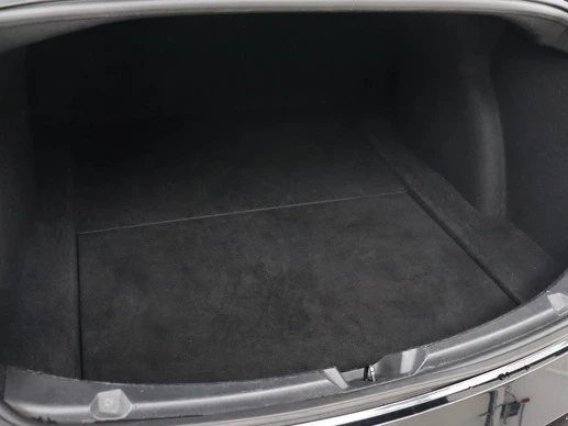 Tesla Model 3 - Afbeelding 12 van 30
