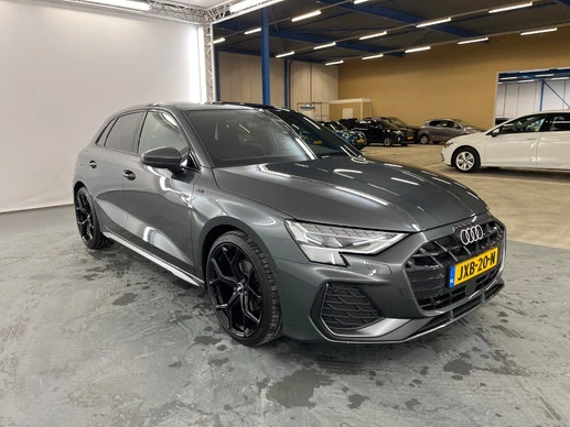 Audi A3 - Afbeelding 2 van 13