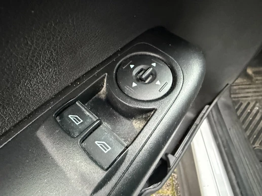 Ford Transit Courier - Afbeelding 9 van 17