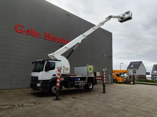 Mercedes-Benz Antos 1833 - Afbeelding 4 van 13