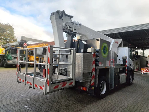 Mercedes-Benz Antos 1833 - Afbeelding 8 van 14