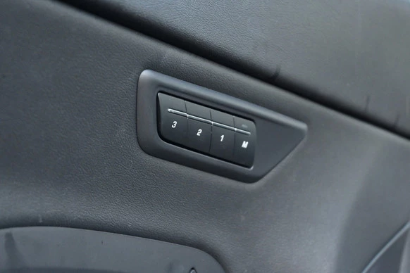 Jaguar E-PACE - Afbeelding 21 van 30