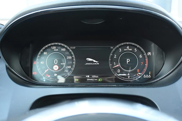 Jaguar E-PACE - Afbeelding 26 van 30