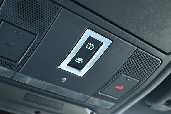 Jaguar E-PACE - Afbeelding 27 van 30