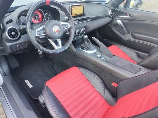 Abarth 124 Spider - Afbeelding 8 van 30