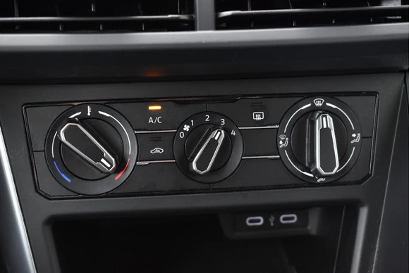 Volkswagen Polo - Afbeelding 23 van 27