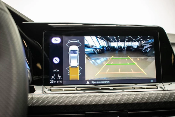 Volkswagen Golf - Afbeelding 18 van 30