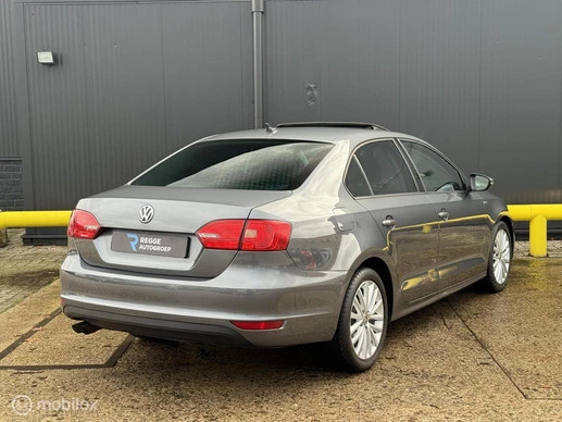 Volkswagen Jetta - Afbeelding 3 van 23