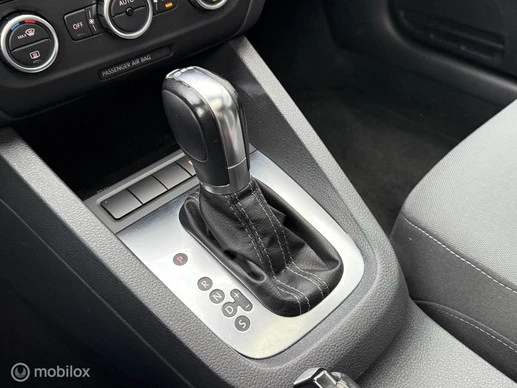 Volkswagen Jetta - Afbeelding 16 van 23