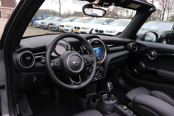 MINI Cooper Cabrio - Afbeelding 11 van 30