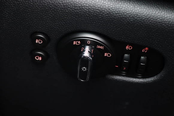 MINI Cooper Cabrio - Afbeelding 23 van 30