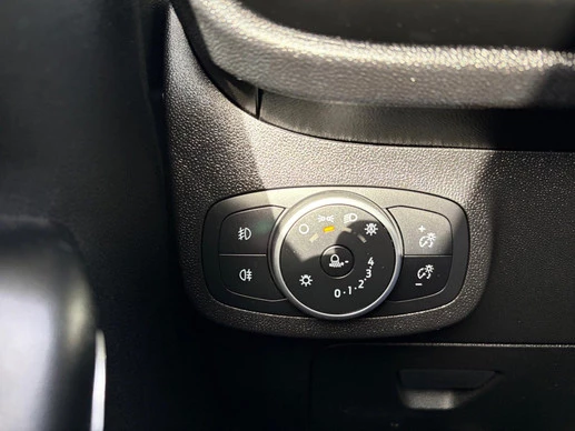 Ford Fiesta - Afbeelding 28 van 30