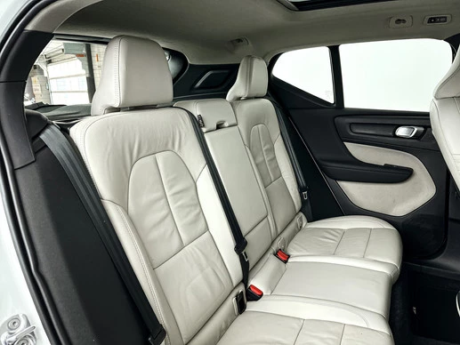 Volvo XC40 - Afbeelding 30 van 30