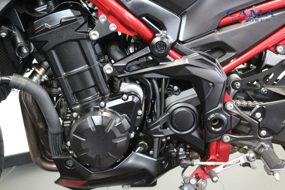 Kawasaki Z900 - Afbeelding 8 van 13