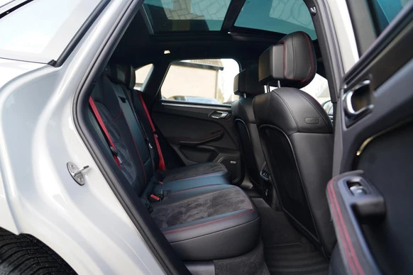 Porsche Macan - Afbeelding 18 van 30