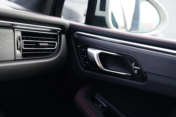 Porsche Macan - Afbeelding 24 van 30