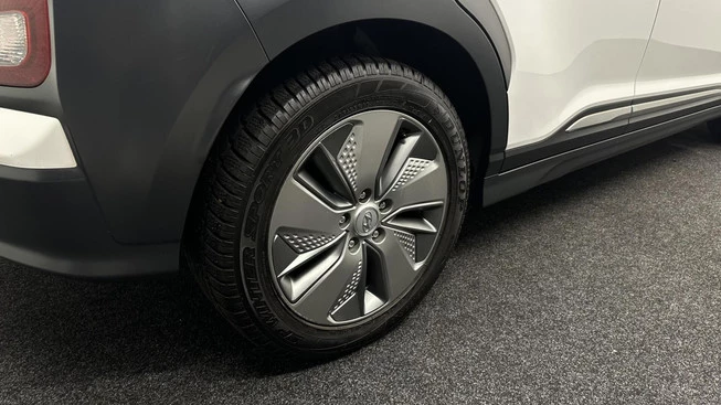Hyundai Kona - Afbeelding 15 van 30