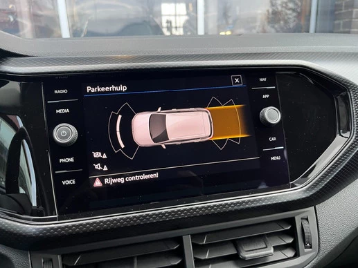 Volkswagen T-Cross - Afbeelding 18 van 28