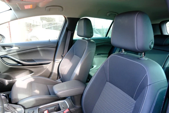 Opel Astra - Afbeelding 27 van 30