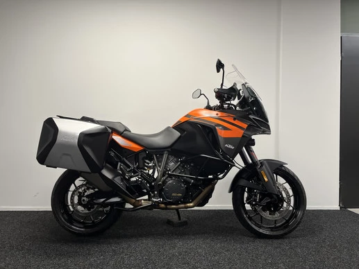 KTM 1290 - Afbeelding 1 van 21