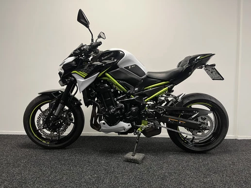 Kawasaki Z900 - Afbeelding 13 van 22