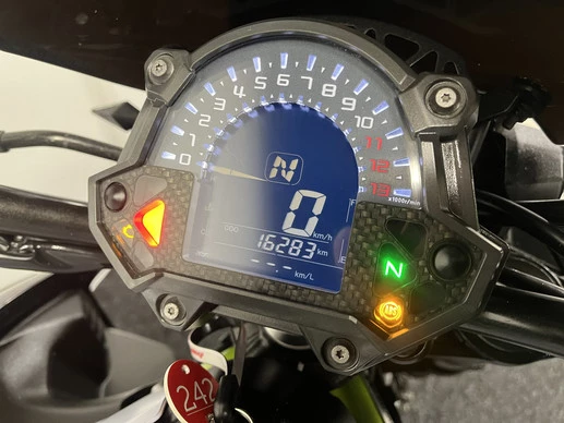 Kawasaki Z900 - Afbeelding 2 van 21