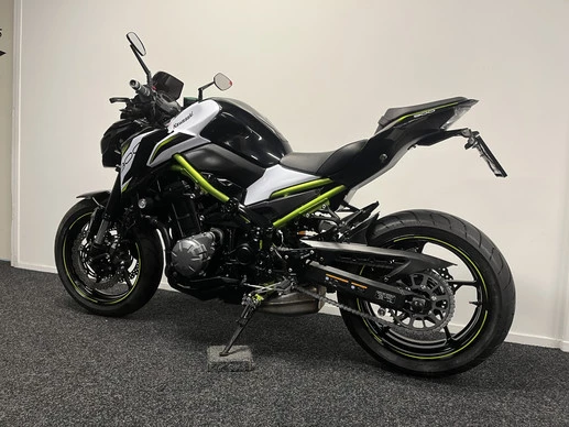 Kawasaki Z900 - Afbeelding 14 van 21