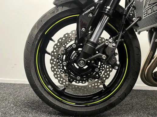 Kawasaki Z900 - Afbeelding 15 van 21