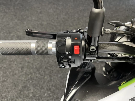 Kawasaki Z900 - Afbeelding 22 van 23