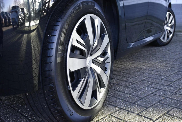 Peugeot 208 - Afbeelding 27 van 30