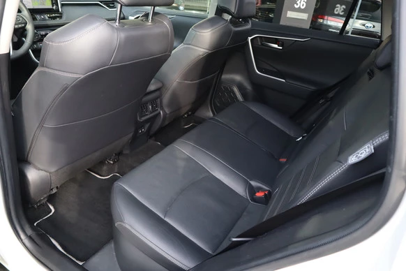 Toyota RAV4 - Afbeelding 27 van 30