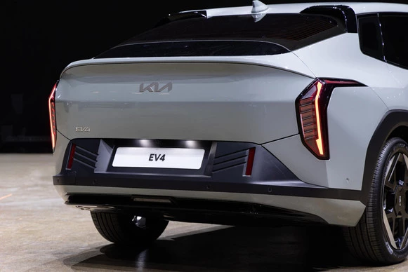Kia EV4 - Afbeelding 15 van 17