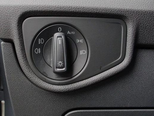 Volkswagen Touran - Afbeelding 16 van 30