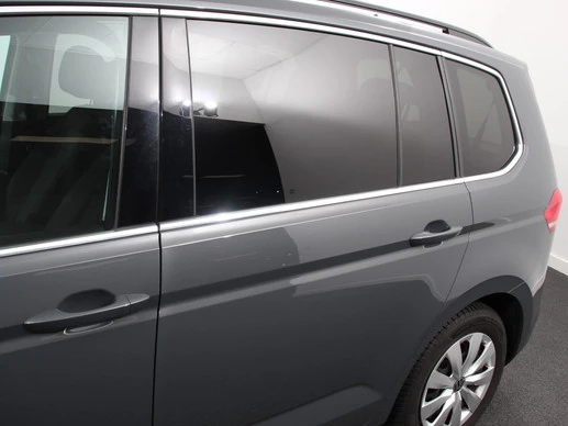 Volkswagen Touran - Afbeelding 24 van 30
