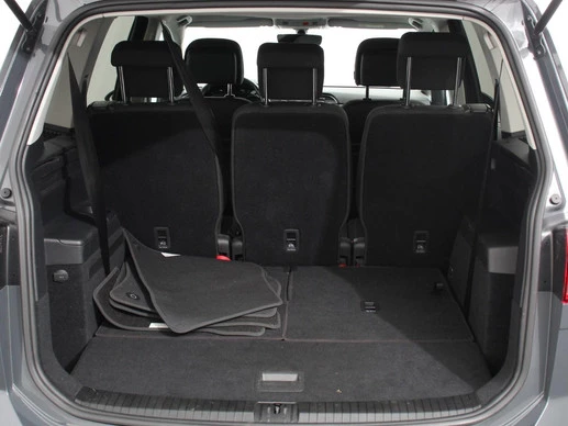 Volkswagen Touran - Afbeelding 28 van 30