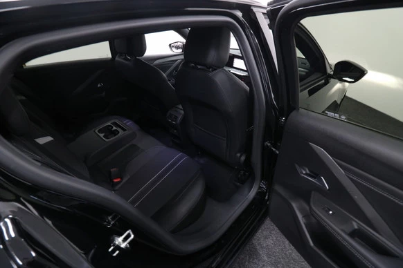 Opel Astra - Afbeelding 8 van 30