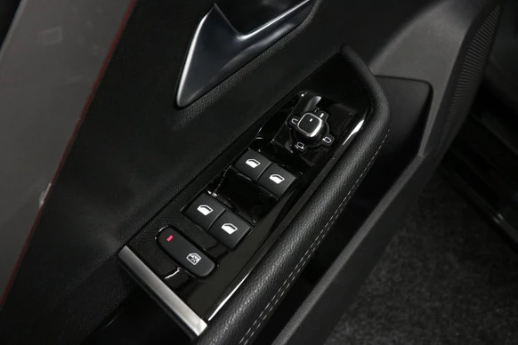 Opel Astra - Afbeelding 17 van 30