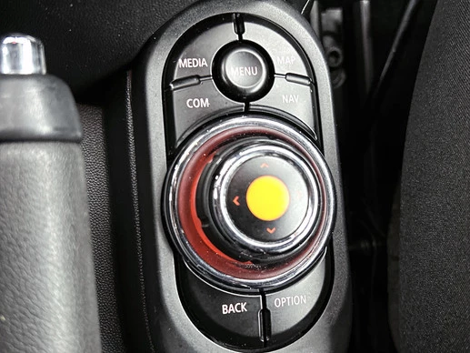 MINI Cooper Cabrio - Afbeelding 15 van 30