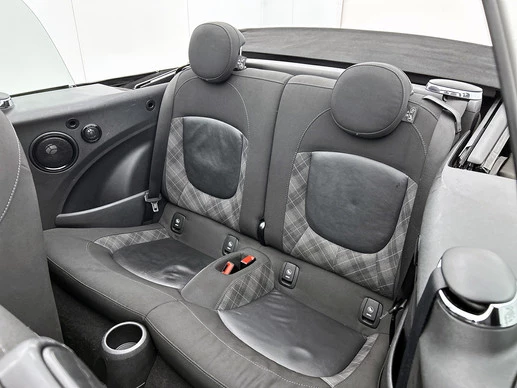 MINI Cooper Cabrio - Afbeelding 20 van 30