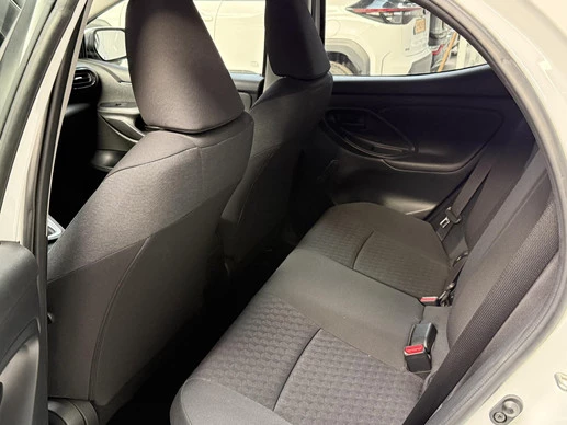 Toyota Yaris - Afbeelding 18 van 24