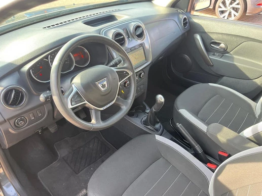 Dacia Logan - Afbeelding 11 van 25